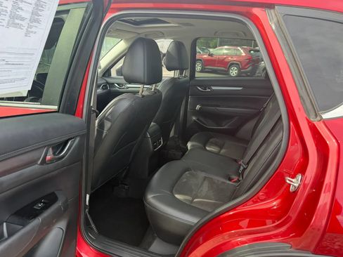 Used 2018 MAZDA CX-5 Touring w/ Preferred Equipment Package FWD image 30