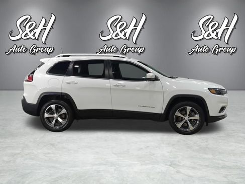 Used 2019 Jeep Cherokee Limited w/ Trailer Tow Group AWD/4WD image 22