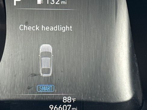 Used 2021 Hyundai Elantra SEL image 25