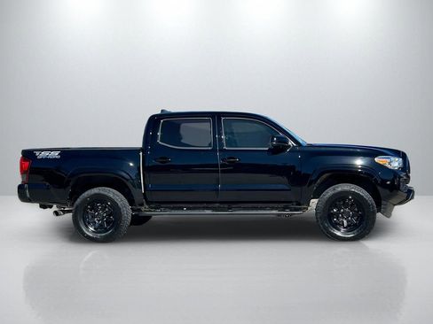 Used 2023 Toyota Tacoma SR AWD/4WD image 4