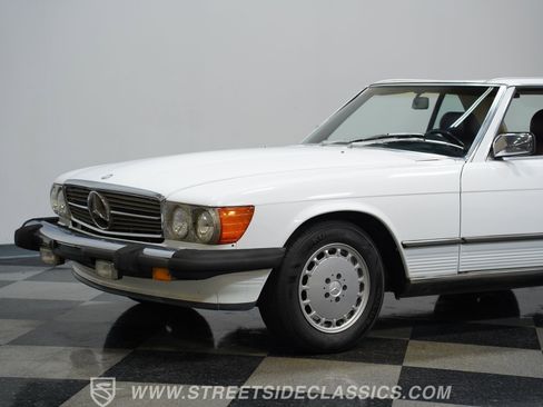 Used 1989 Mercedes-Benz 560 SL image 18