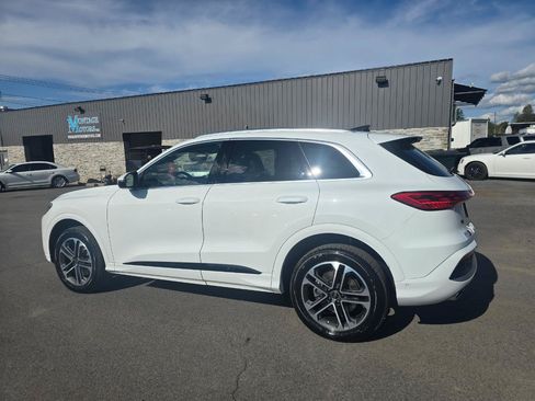 Used 2025 Audi Q5 Premium AWD/4WD image 4