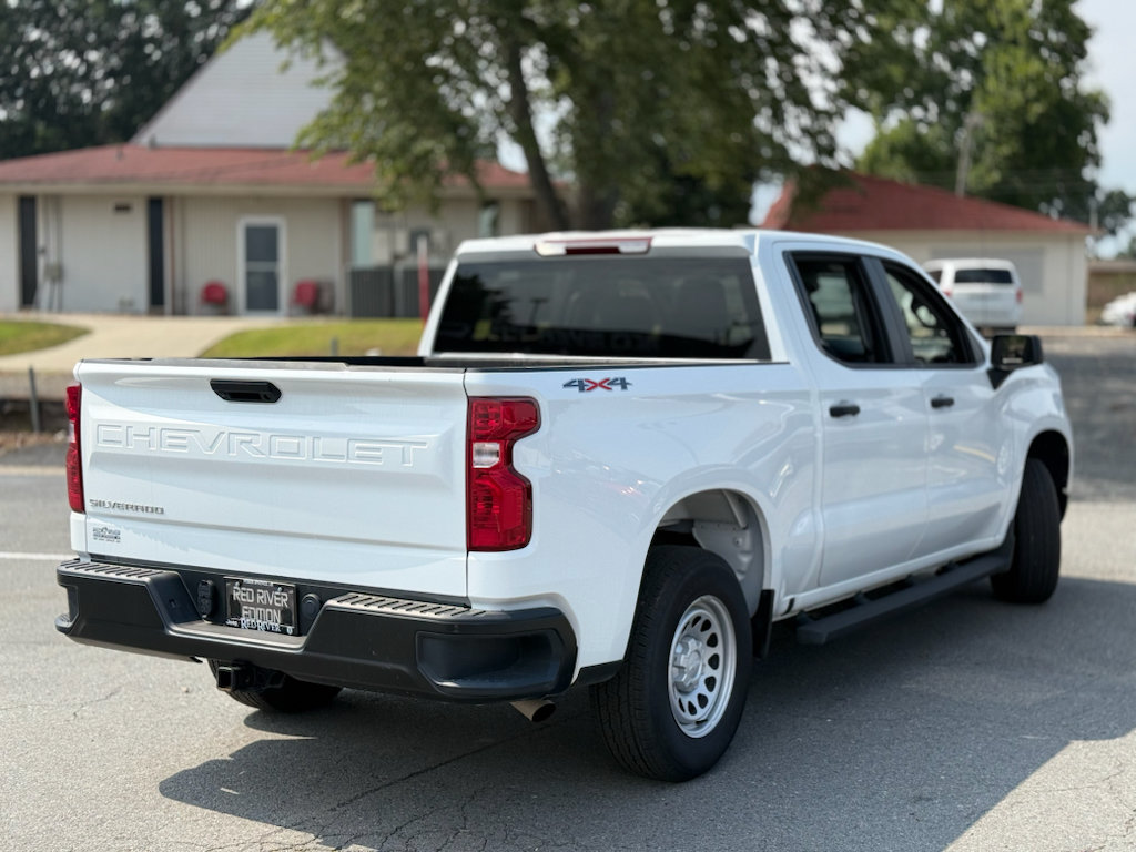 Used 2025 Chevrolet Silverado 1500 W/T w/ WT Value Package AWD/4WD image 7