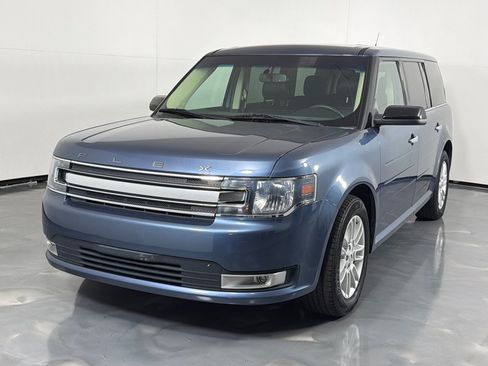Used 2019 Ford Flex SEL FWD image 10