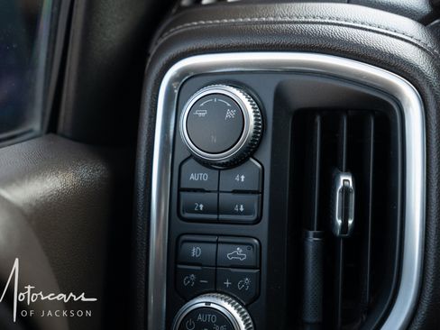 Used 2019 GMC Sierra 1500 SLT w/ SLT Premium Plus Package image 26