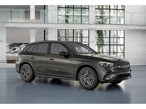 Used 2023 Mercedes-Benz GLC 300 4MATIC image 12
