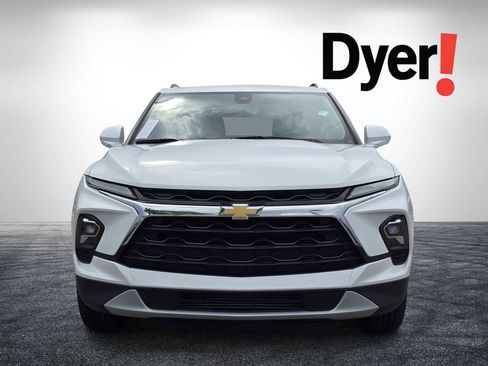 Used 2024 Chevrolet Blazer LT w/ Convenience Package FWD image 9