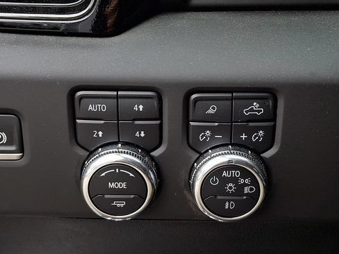 Used 2026 GMC Sierra 1500 AT4 w/ AT4 Premium Package AWD/4WD image 23