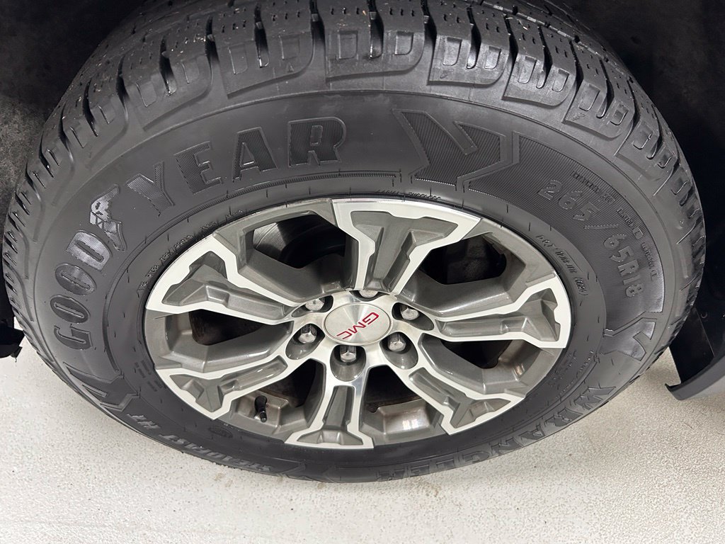 Used 2019 GMC Sierra 1500 SLE w/ SLE Value Package AWD/4WD image 9