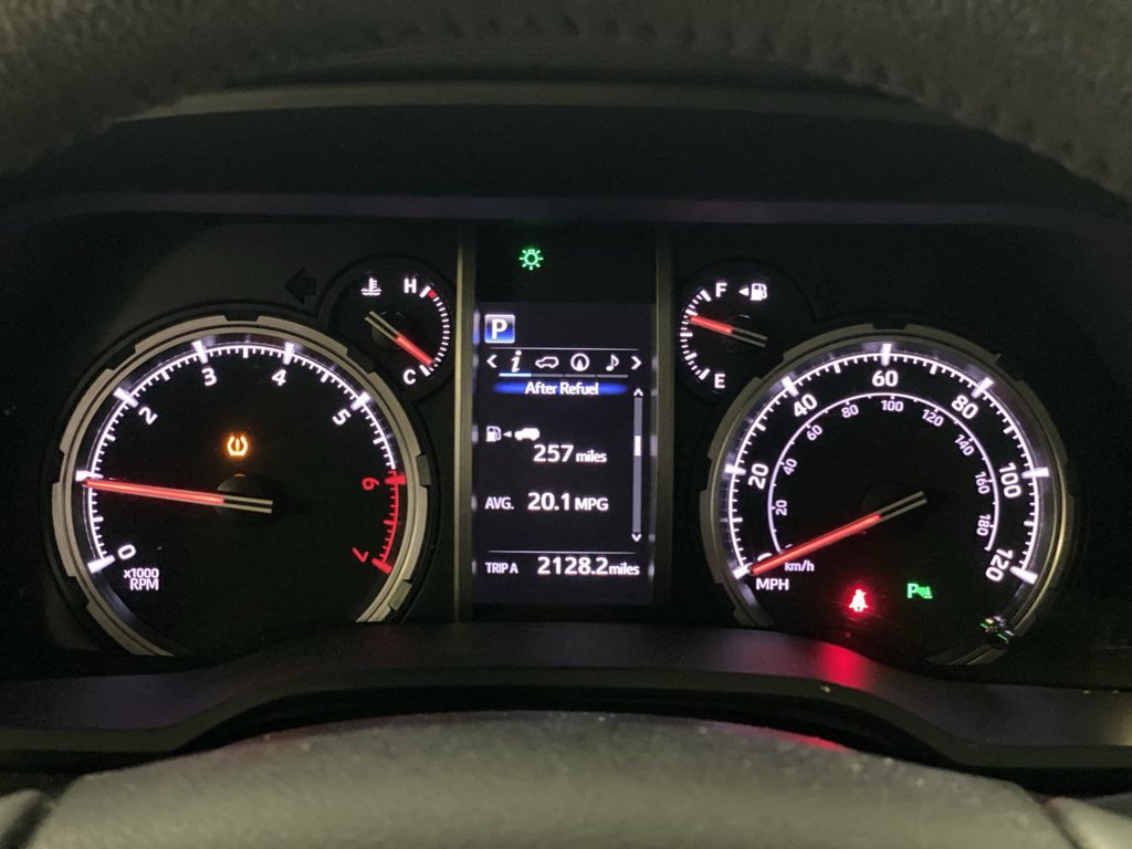 Used 2022 Toyota 4Runner Limited AWD/4WD image 11