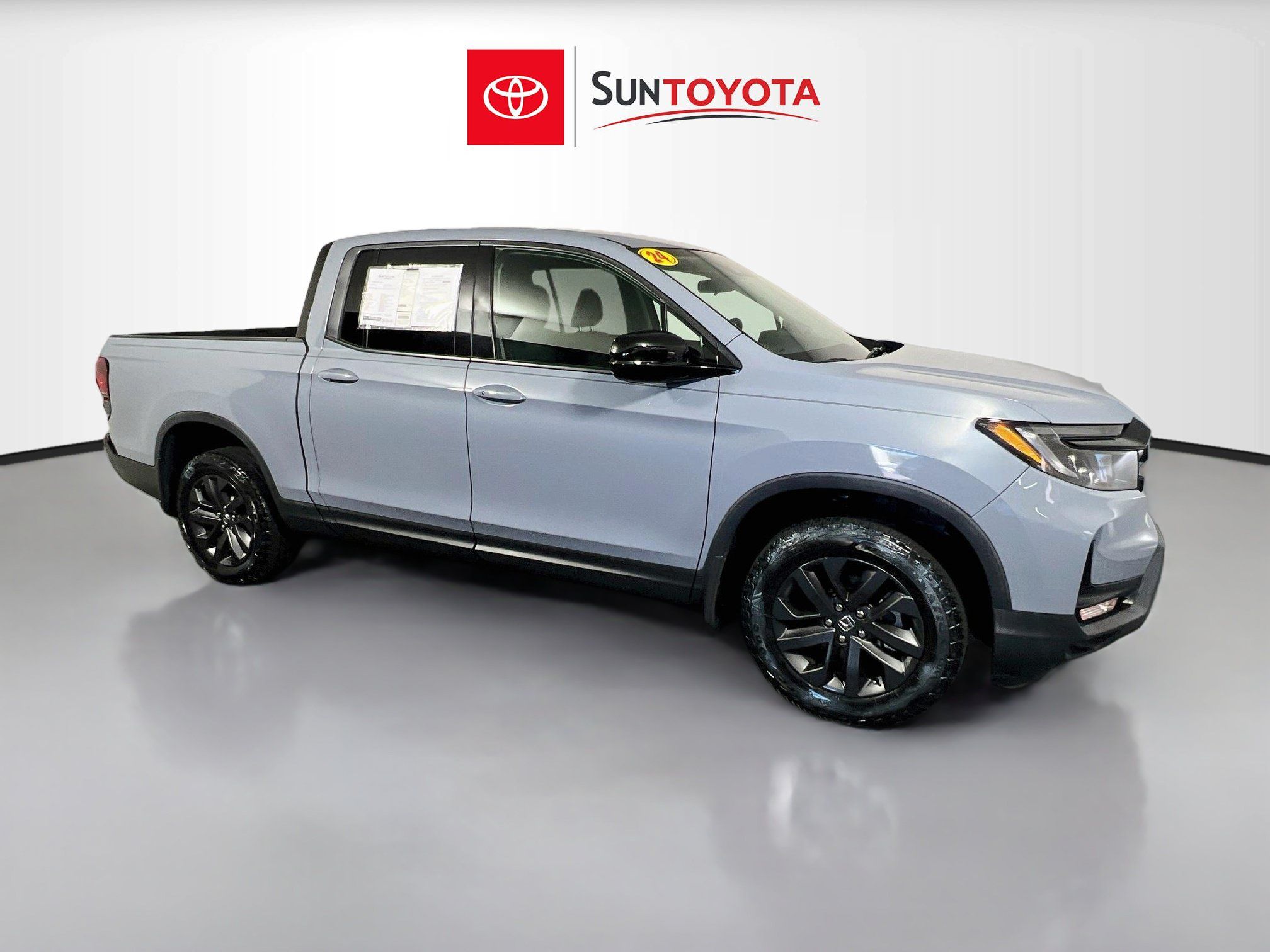 Used 2024 Honda Ridgeline Sport image 1