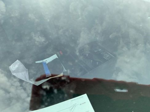 Used 2025 Honda Pilot TrailSport image 23