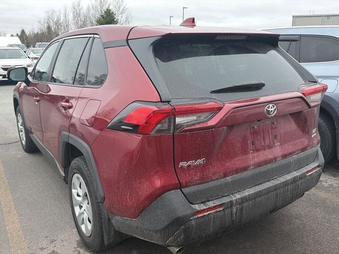 Used 2023 Toyota RAV4 LE image 8