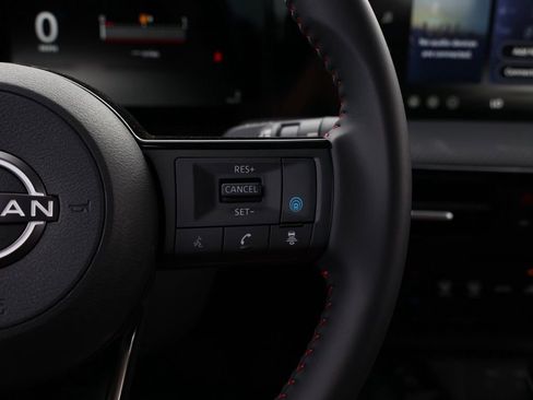 New 2026 Nissan Kicks SR image 27