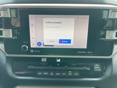 Used 2022 Toyota Tundra SR5 w/ SR5 Convenience Package AWD/4WD image 13
