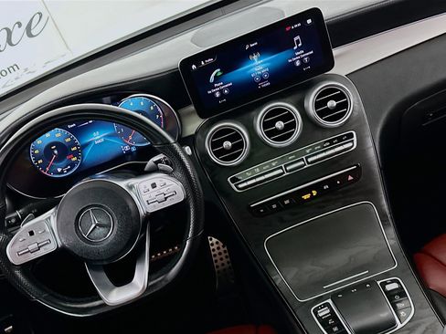 Used 2023 Mercedes-Benz GLC 300 GLC 300C4 AMG Line 4MATIC w/ AMG Line image 18