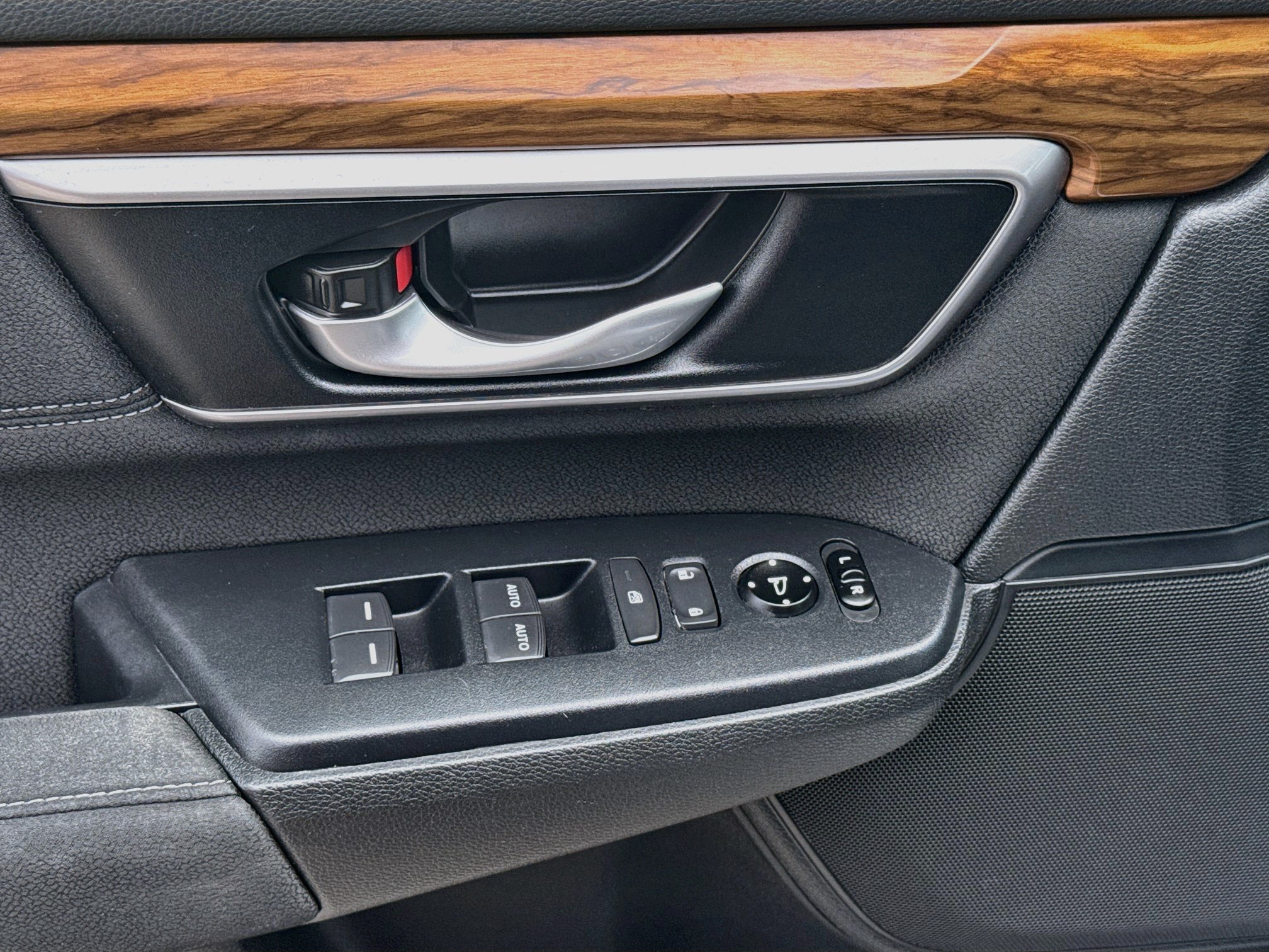 Certified 2019 Honda CR-V EX image 16