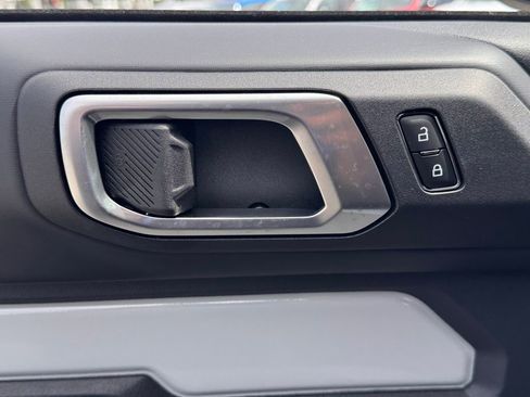 New 2026 Ford Bronco Badlands w/ Sasquatch Package image 16