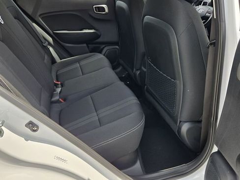 Used 2023 Hyundai Venue SEL w/ Cargo Package FWD image 14