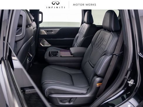 New 2027 INFINITI QX80 Autograph AWD/4WD image 16