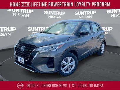 New 2025 Nissan Kicks S