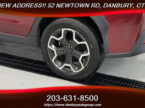 Used 2015 Subaru Crosstrek 2.0i Premium AWD/4WD image 9