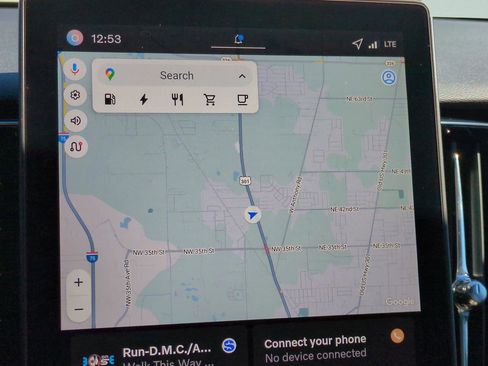 New 2026 Volvo XC60 T8 Plus image 18