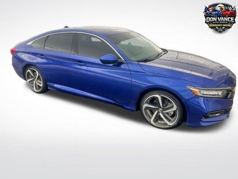 Used 2020 Honda Accord Sport image 3