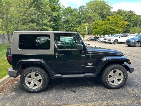 Used 2010 Jeep Wrangler Sahara w/ Trailer Tow Group AWD/4WD image 4