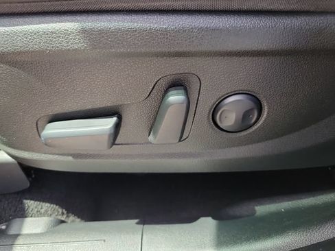Used 2023 Hyundai Santa Fe SEL w/ Premium Package FWD image 18