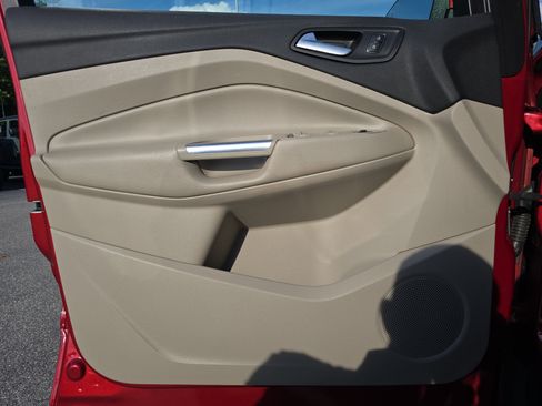 Used 2019 Ford Escape SEL FWD image 26