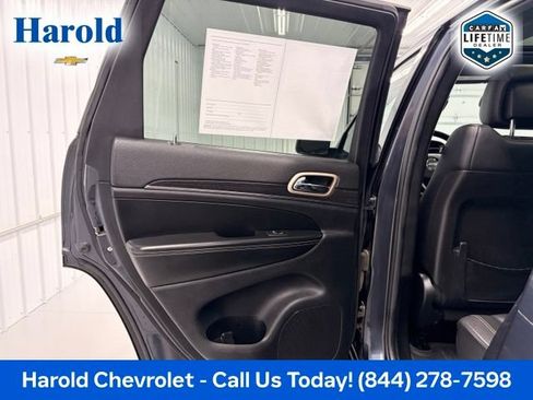 Used 2014 Jeep Grand Cherokee Limited w/ Luxury Group II AWD/4WD image 12