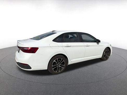 Used 2025 Volkswagen Jetta Sport image 15