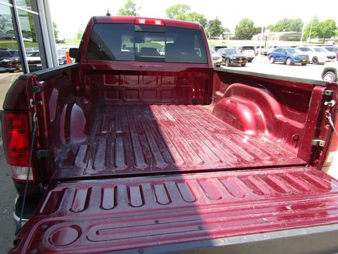 Used 2017 RAM 1500 Big Horn AWD/4WD image 29