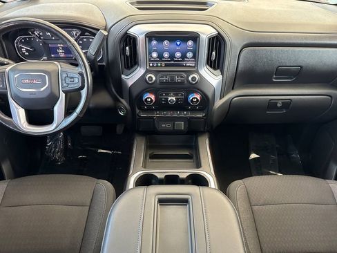 Used 2020 GMC Sierra 1500 Elevation w/ Elevation Value Package image 4