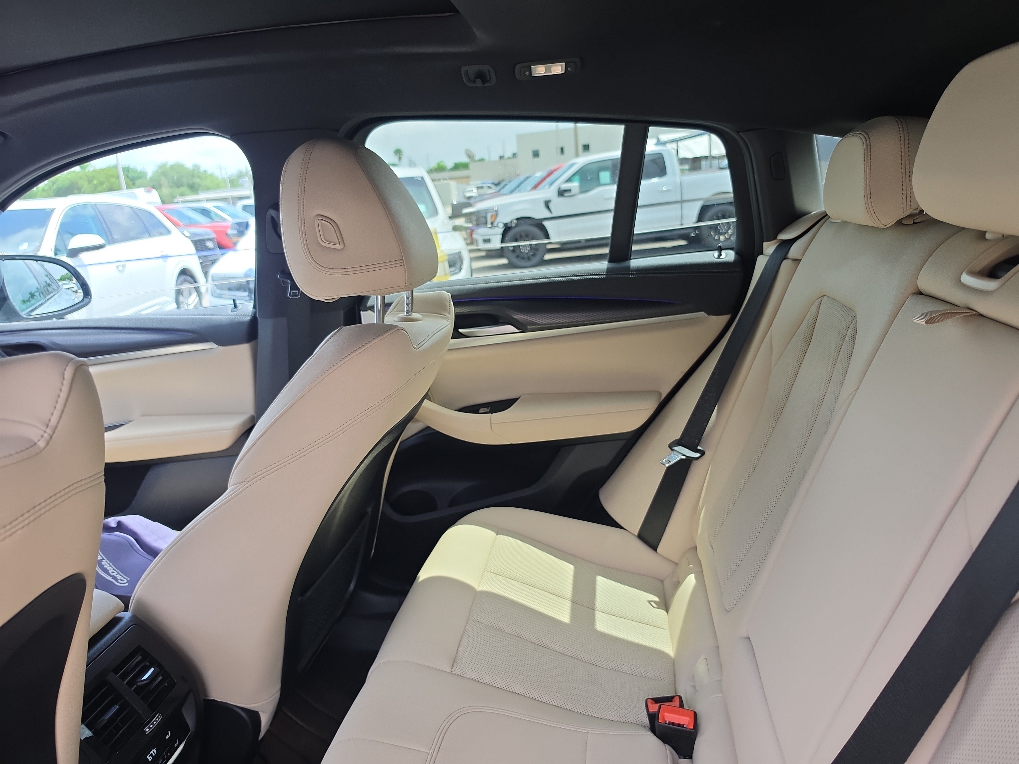 Used 2024 BMW X4 M40i w/ Premium Package AWD/4WD image 11