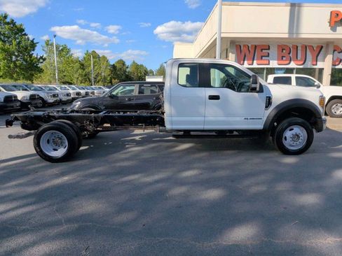 Used 2019 Ford F550 4x4 SuperCab Super Duty image 5