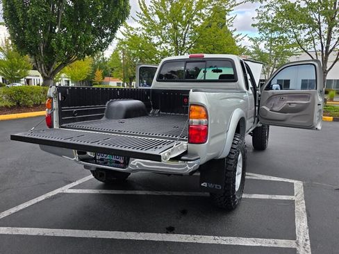 Used 2002 Toyota Tacoma 4x4 Xtracab w/ SR5 Pkg w/ Chrome Pkg image 27
