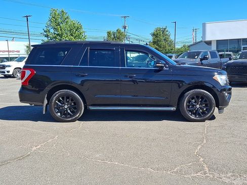 Used 2021 Ford Expedition XLT AWD/4WD image 10