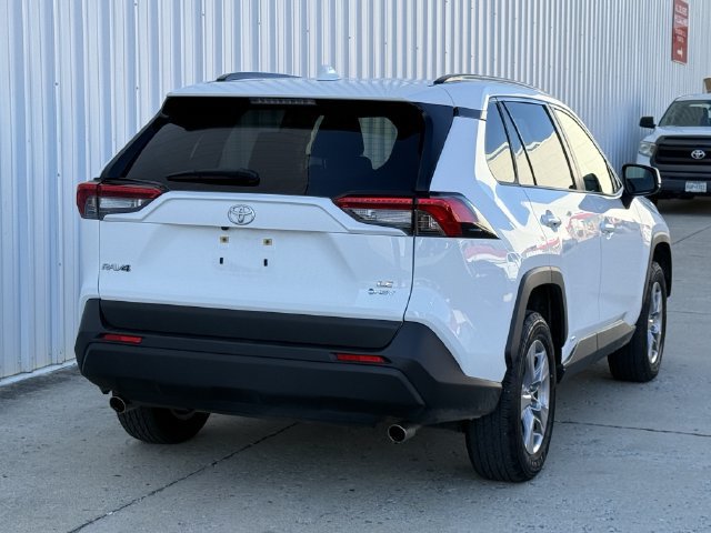 Certified 2025 Toyota RAV4 LE AWD/4WD image 5