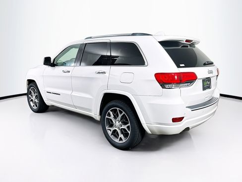 Used 2020 Jeep Grand Cherokee Overland RWD image 5