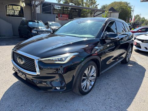 Used 2021 INFINITI QX50 Sensory image 2