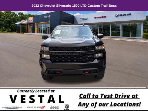 Used 2022 Chevrolet Silverado 1500 Custom Trail Boss w/ LPO, Dark Essentials Package AWD/4WD image 4