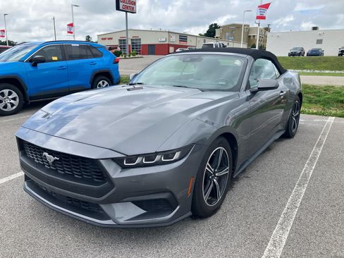 Used 2024 Ford Mustang Premium RWD image 3