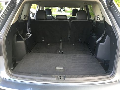 Used 2018 Volkswagen Atlas SE FWD image 35
