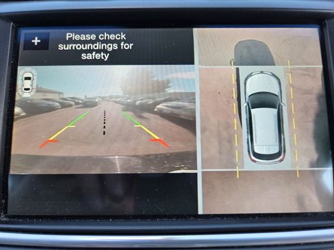 Used 2016 Lincoln MKX Reserve w/ Technology Package FWD image 18