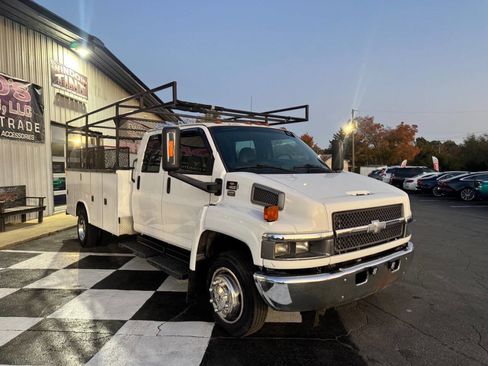Used 2007 Chevrolet Kodiak C4500 2WD Crew Cab image 3