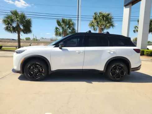 New 2026 INFINITI QX60 Sport image 3