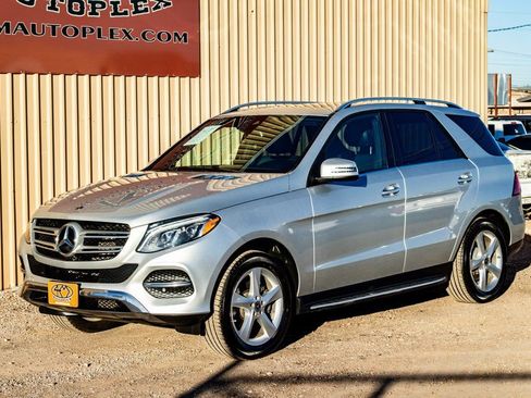 Used 2018 Mercedes-Benz GLE 350 4MATIC w/ Premium 2 Package image 8