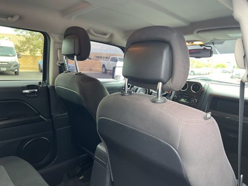 Used 2016 Jeep Patriot Latitude image 20